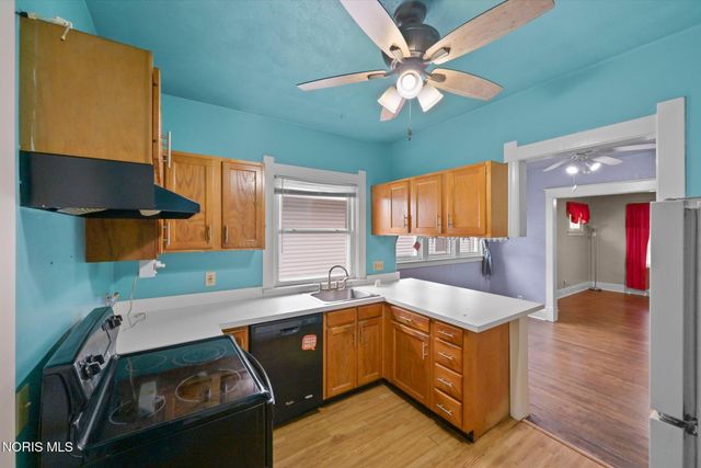 3809 Almeda Drive, Toledo, OH 43612