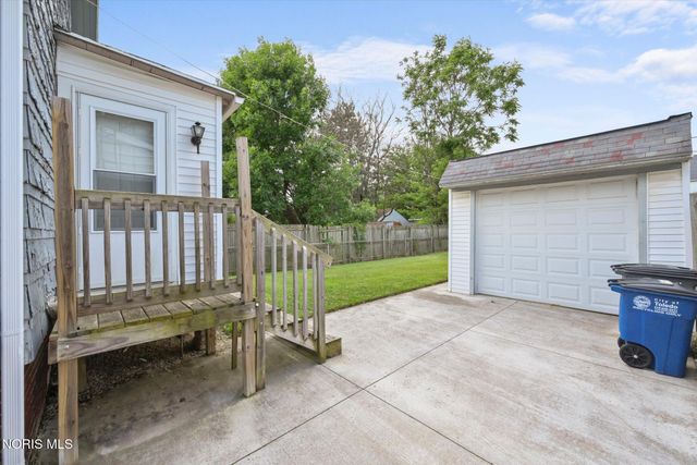 3809 Almeda Drive, Toledo, OH 43612