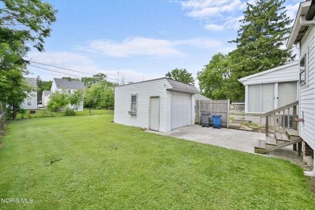 3809 Almeda Drive, Toledo, OH 43612