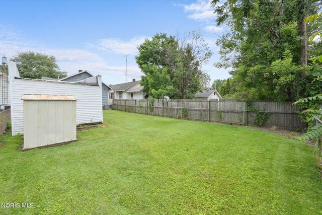 3809 Almeda Drive, Toledo, OH 43612