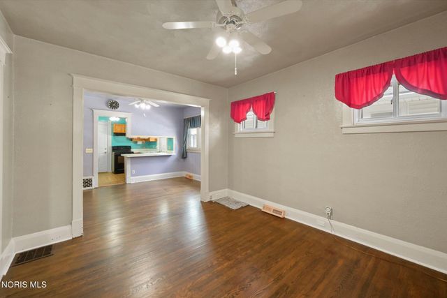 3809 Almeda Drive, Toledo, OH 43612
