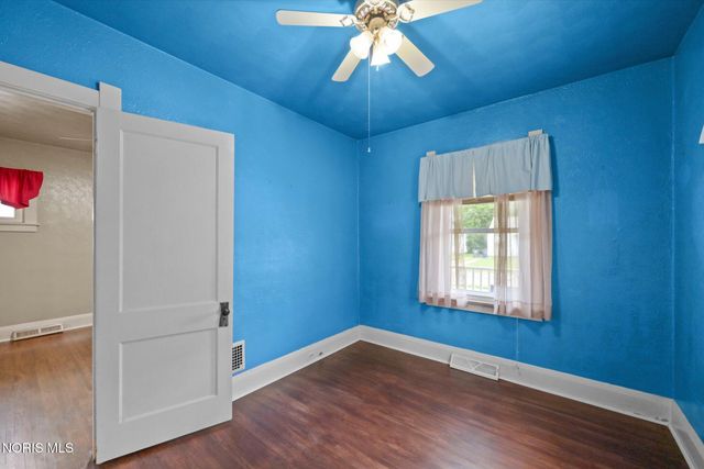 3809 Almeda Drive, Toledo, OH 43612
