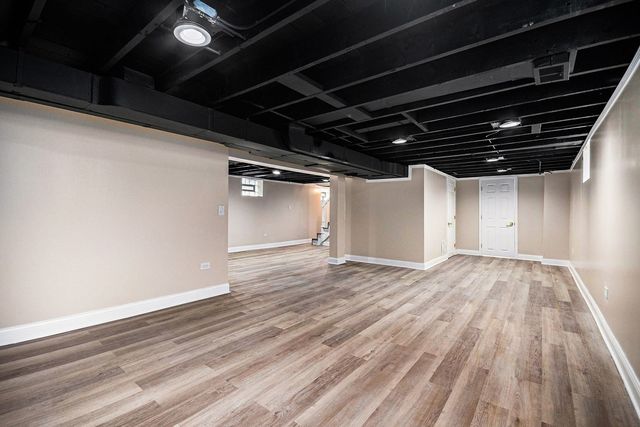 26 E 157th Street, South Holland, IL 60473