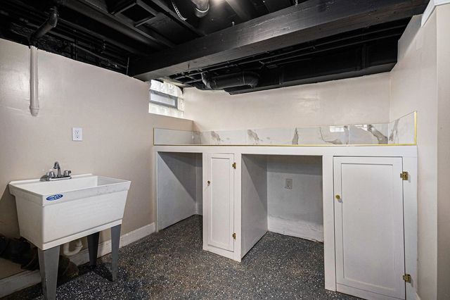 26 E 157th Street, South Holland, IL 60473