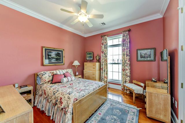 368 Tulip Dr, Houma, LA 70360