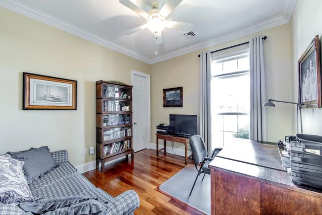 368 Tulip Dr, Houma, LA 70360