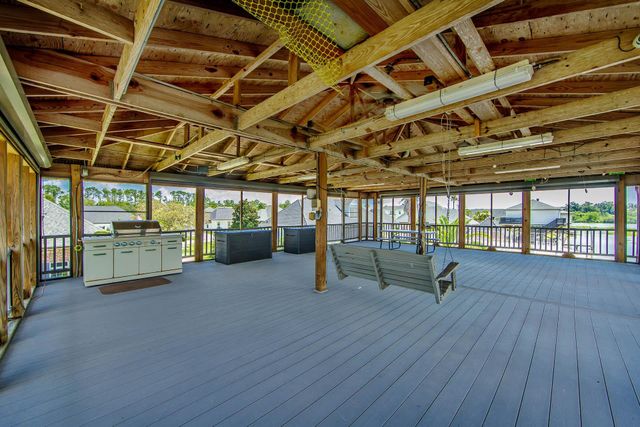 368 Tulip Dr, Houma, LA 70360