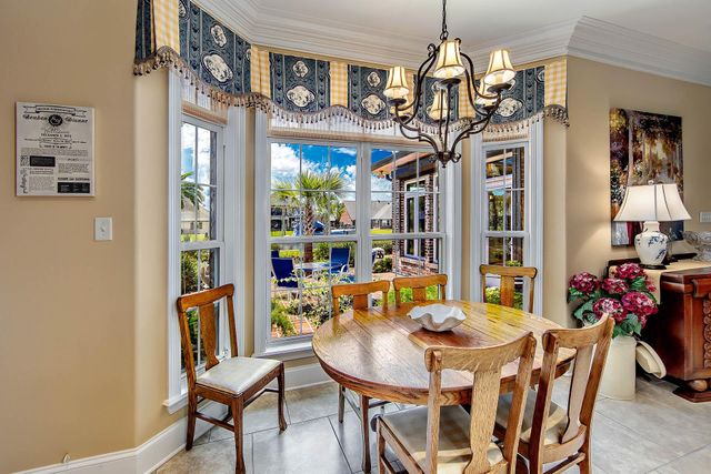 368 Tulip Dr, Houma, LA 70360