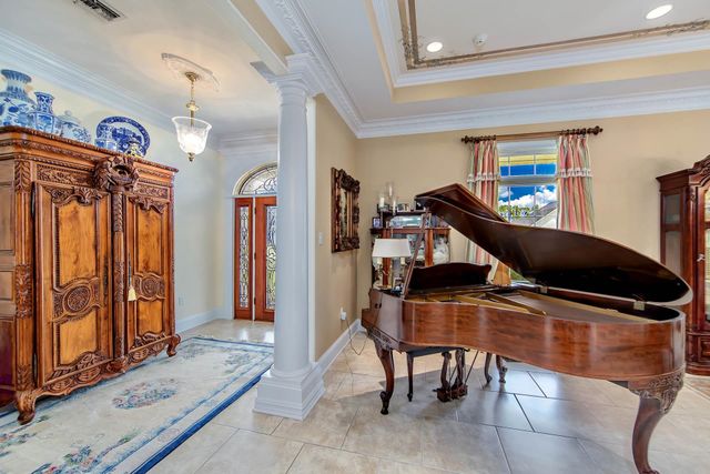 368 Tulip Dr, Houma, LA 70360