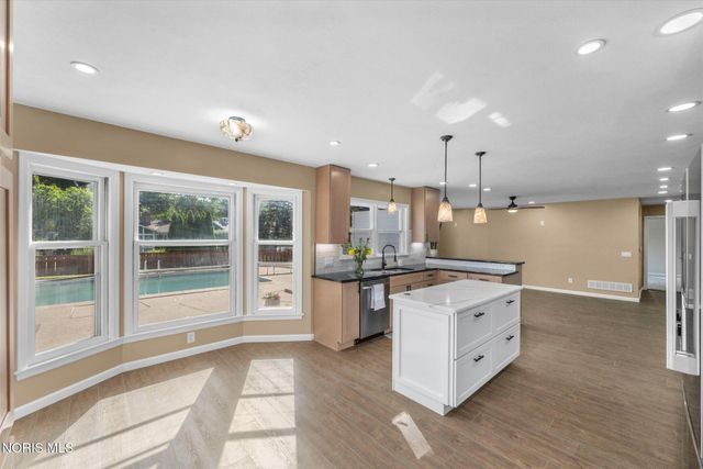 3634 Corey Road, Toledo, OH 43615