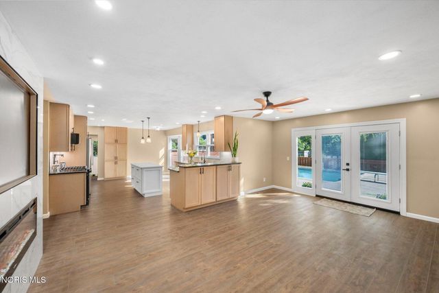 3634 Corey Road, Toledo, OH 43615