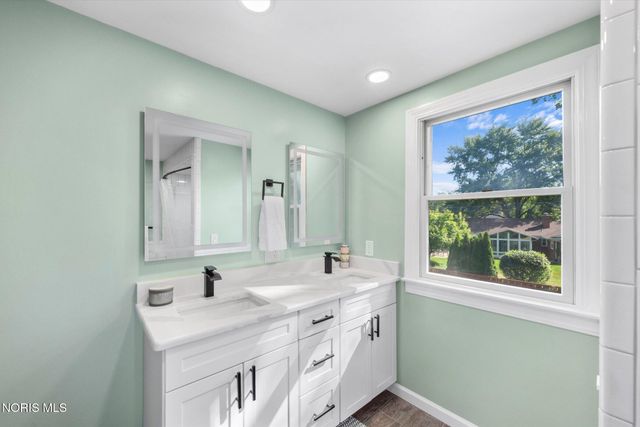 3634 Corey Road, Toledo, OH 43615
