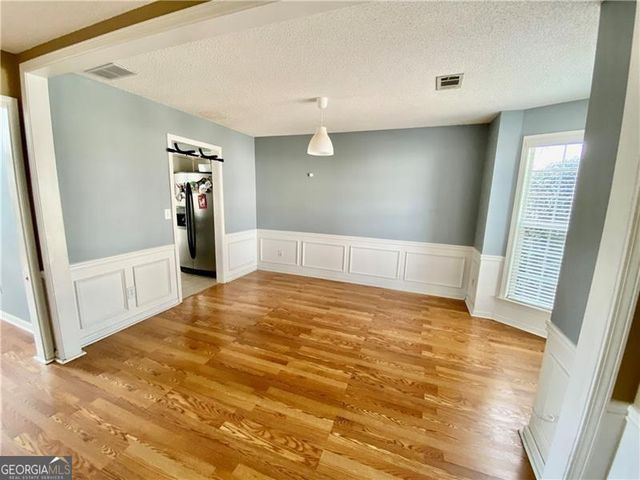 9020 Friarbridge Drive, Suwanee, GA 30024