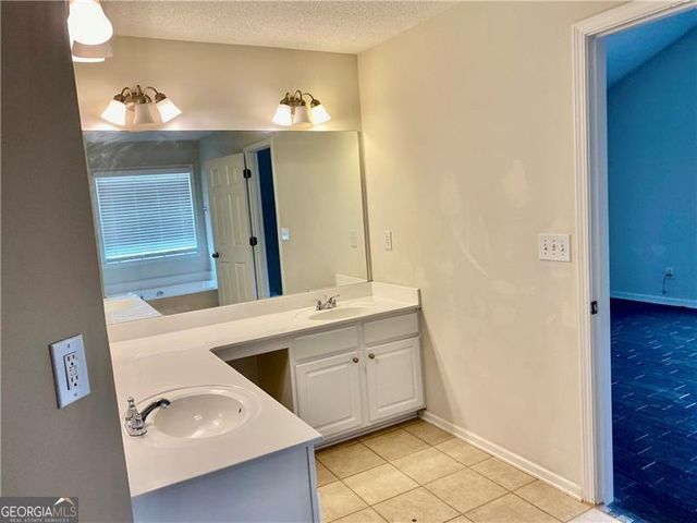 9020 Friarbridge Drive, Suwanee, GA 30024