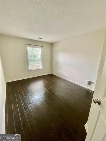 9020 Friarbridge Drive, Suwanee, GA 30024