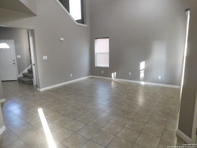 8807 ARABIAN KING, Converse, TX 78109