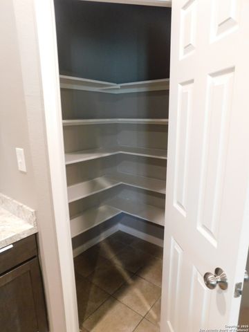 8807 ARABIAN KING, Converse, TX 78109