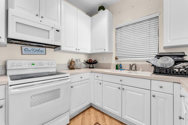 7538 NW 17TH Drive, Pembroke Pines, FL 33024