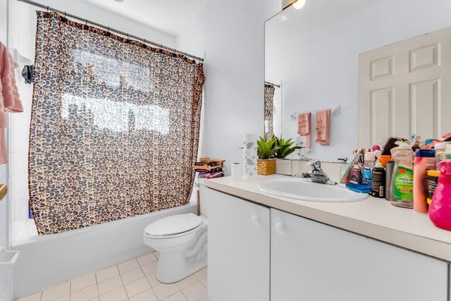 7538 NW 17TH Drive, Pembroke Pines, FL 33024