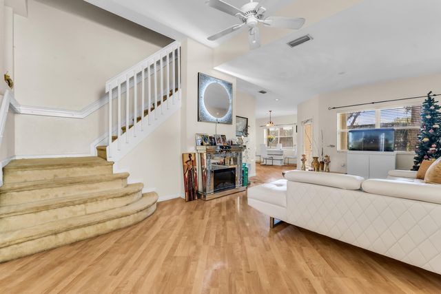 7538 NW 17TH Drive, Pembroke Pines, FL 33024