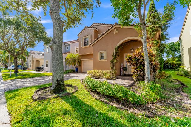 7538 NW 17TH Drive, Pembroke Pines, FL 33024