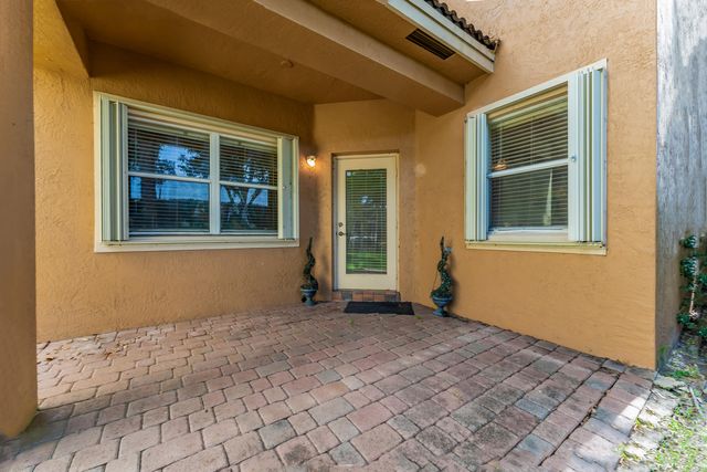7538 NW 17TH Drive, Pembroke Pines, FL 33024