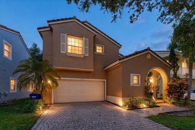 7538 NW 17TH Drive, Pembroke Pines, FL 33024