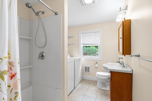 66 Mount Vernon Street, Haverhill, MA 01830