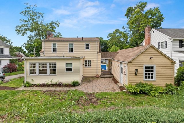 66 Mount Vernon Street, Haverhill, MA 01830