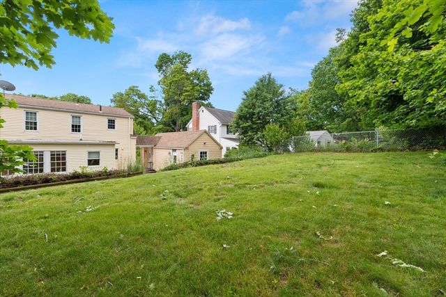 66 Mount Vernon Street, Haverhill, MA 01830