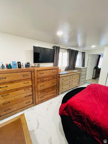 1876 W 3300 S, Salt Lake City, UT 84119