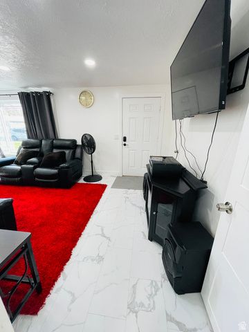 1876 W 3300 S, Salt Lake City, UT 84119