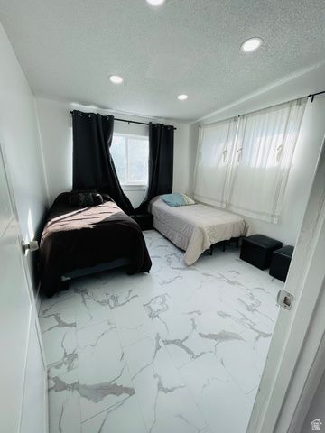 1876 W 3300 S, Salt Lake City, UT 84119