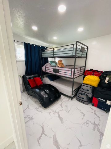 1876 W 3300 S, Salt Lake City, UT 84119