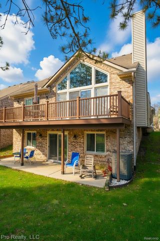 45317 Stonehedge Drive, Plymouth Charter Township, MI 48170