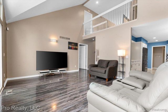 45317 Stonehedge Drive, Plymouth Charter Township, MI 48170