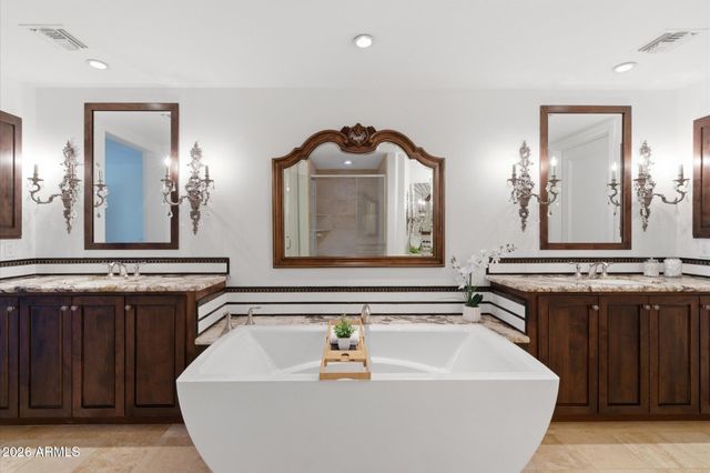 7181 E CAMELBACK Road 208, Scottsdale, AZ 85251