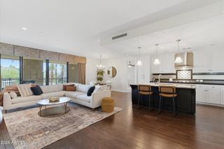 7181 E CAMELBACK Road 208, Scottsdale, AZ 85251