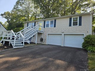60 Spring Glen Road, East Lyme, CT 06357