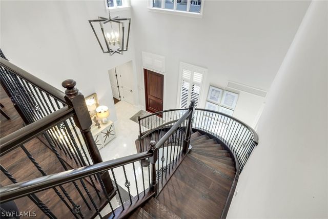 2106 Modena CT, Naples, FL 34105