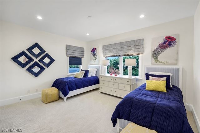 2106 Modena CT, Naples, FL 34105