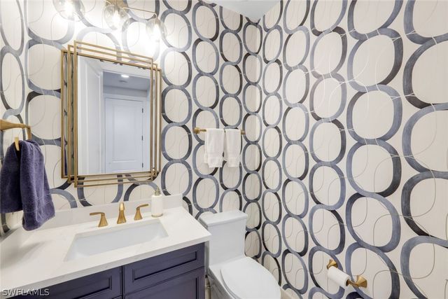 2106 Modena CT, Naples, FL 34105