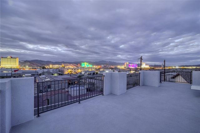 145 Hacienda Drive, Bullhead City, AZ 86429