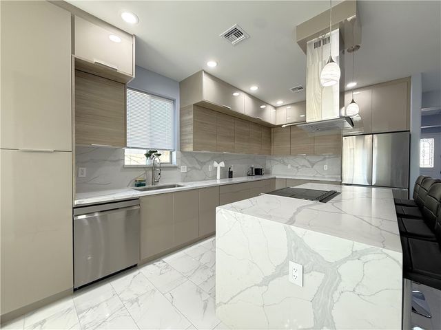 145 Hacienda Drive, Bullhead City, AZ 86429