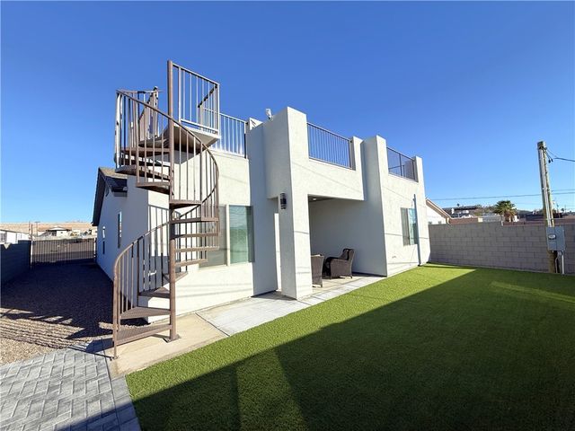 145 Hacienda Drive, Bullhead City, AZ 86429