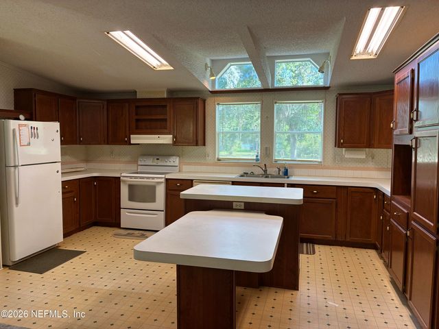 21919 NE 69TH Place, Melrose, FL 32666