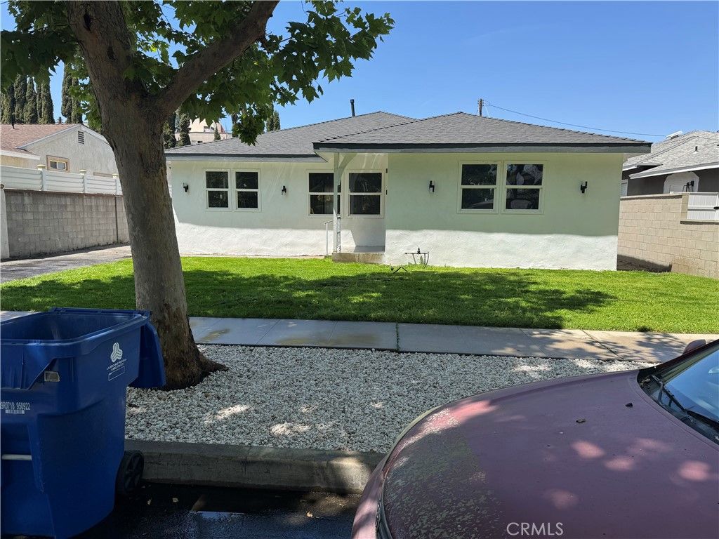 13413 Friar Street, Valley Glen, CA 91401