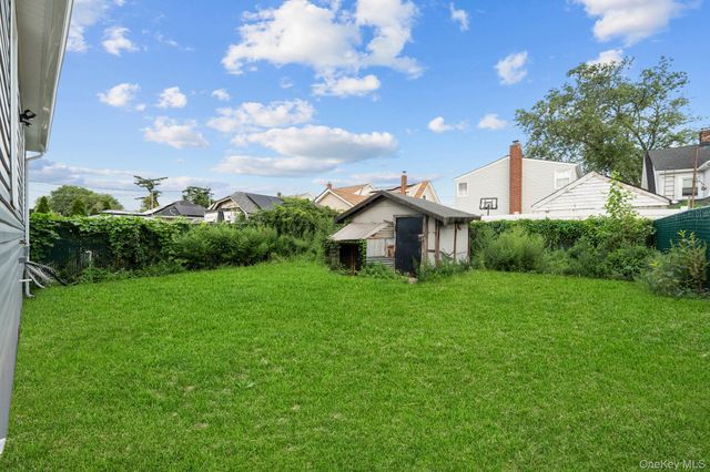18704 Williamson Avenue, Springfield Gardens, NY 11413