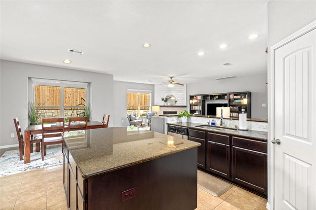 1071 Cedar Lake Court, Conroe, TX 77384