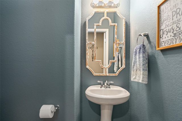 1071 Cedar Lake Court, Conroe, TX 77384